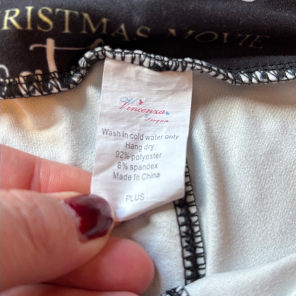 Christmas Movie Leggings - Picture 4 of 4